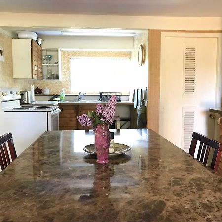 Lake Trail Guesthouse Cumberland Bagian luar foto